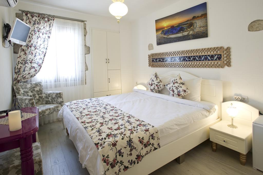 Lodos Butik Hotel Alaçatı Luaran gambar
